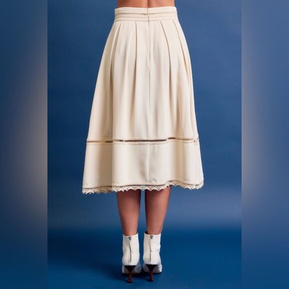 503. Chic Cream Two-Piece Skirt and Top Set - Picture 10 of 10